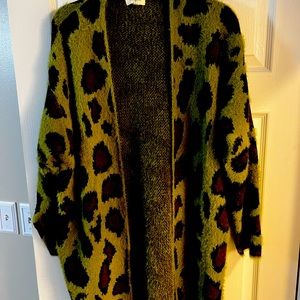 Umgee cardigan green animal print